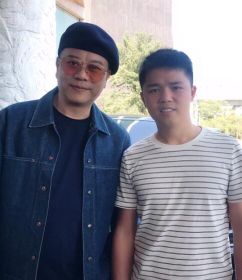 欧阳震华与殷珊合影
